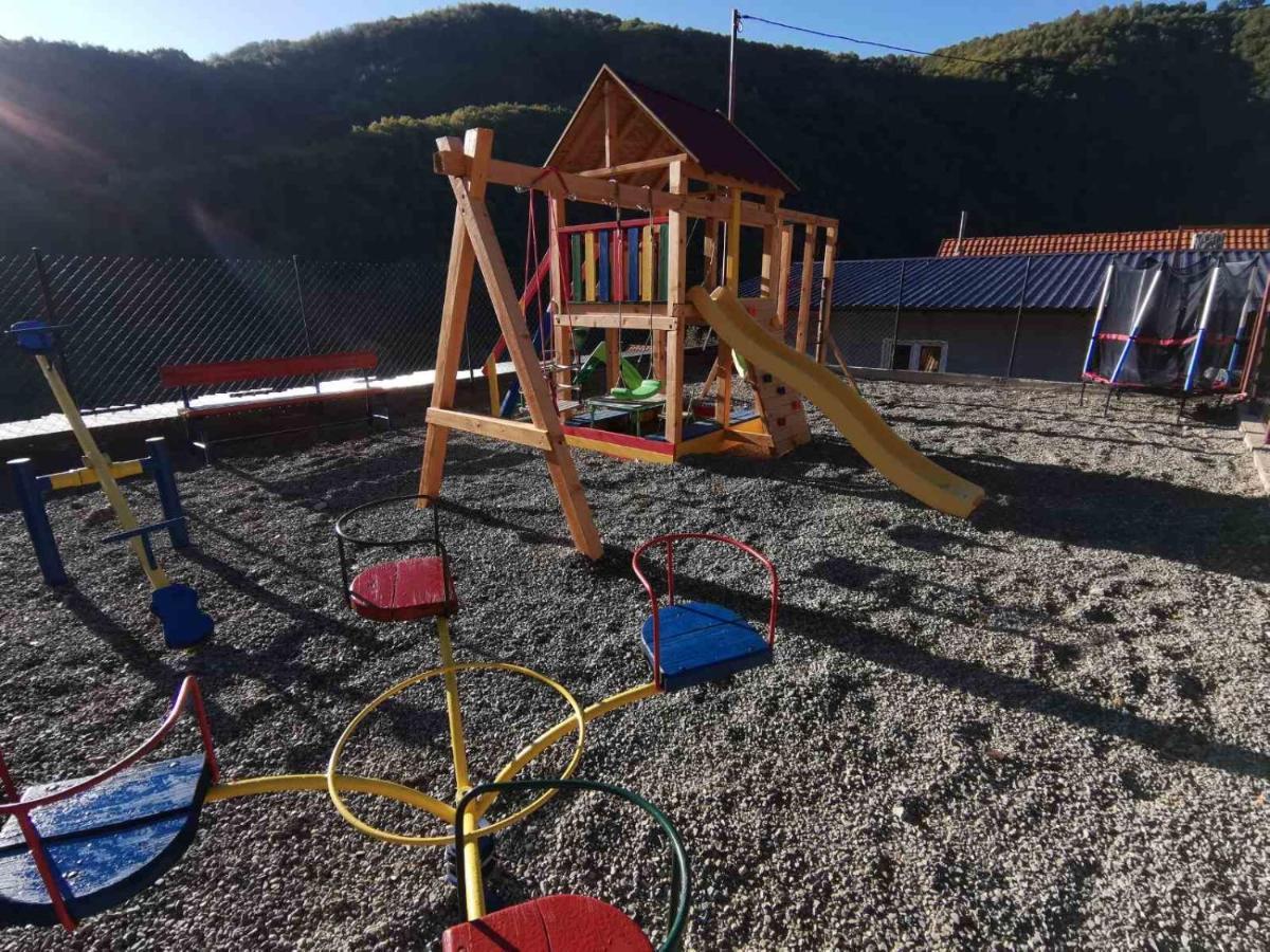 Crni Vrh Aphrodite Hills Apartments-Stara Planina מראה חיצוני תמונה